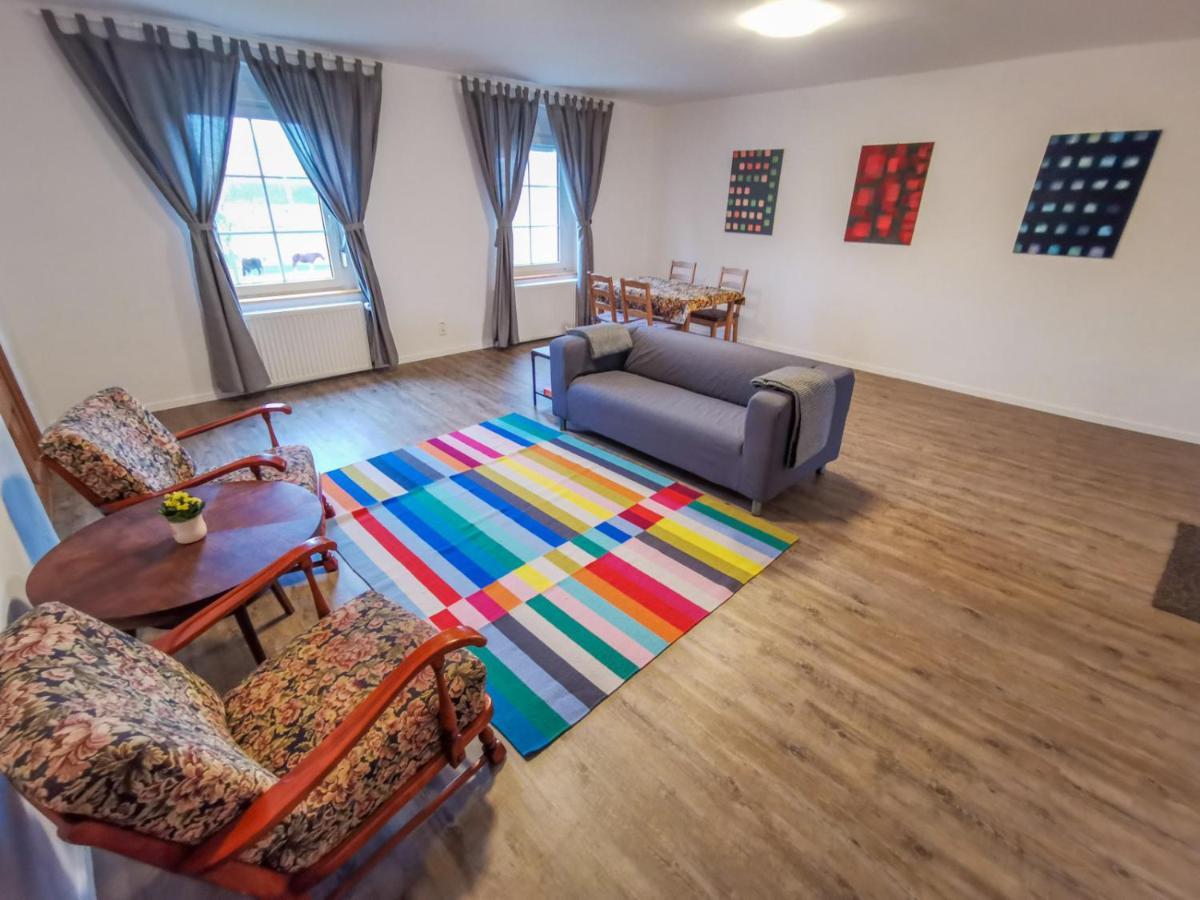 Apartment In Herrenhaus Gross Pinnow Dış mekan fotoğraf