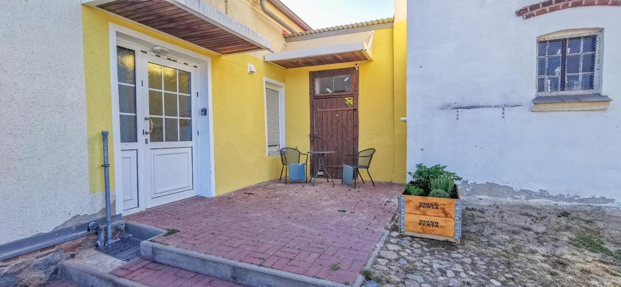 Apartment In Herrenhaus Gross Pinnow Dış mekan fotoğraf